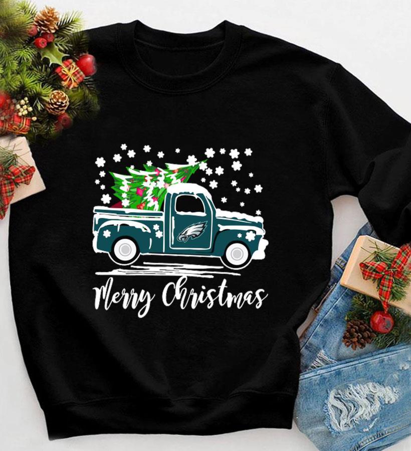 Car carrying tree Philadelphia Eagles merry Christmas t-shirt - Limotees